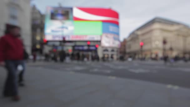 Blur Neon Lights Διαφήμιση Στο Piccadilly Circus Στο Λονδίνο — Αρχείο Βίντεο