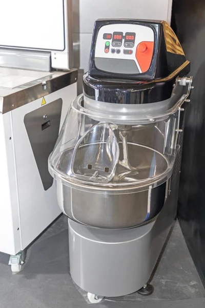Kommersiell Dough Mixer Machine Bageriproduktion — Stockfoto