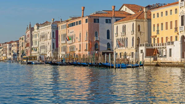 Huizen Aan Het Canal Grande Venetië Italië — Stockfoto