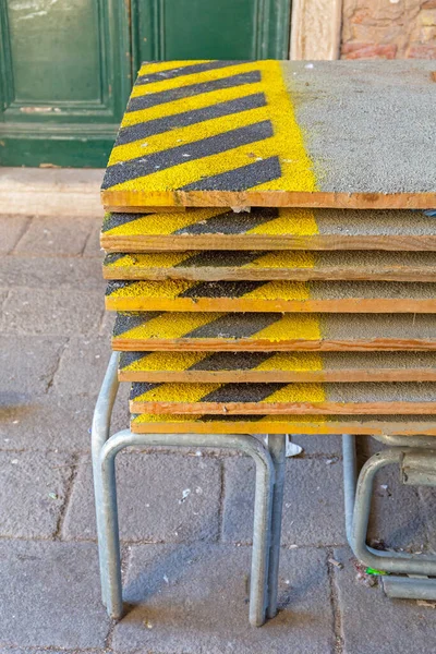 Erhöhte Gehwegplattformen Für Überschwemmungen Venedig — Stockfoto