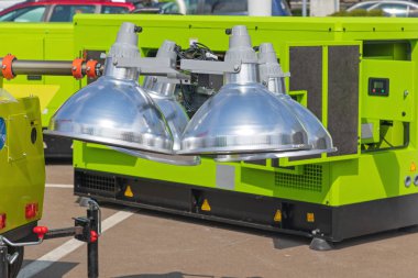 Elektrik Jeneratörlü Acil Durum Yansıtıcıları