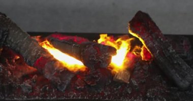 Seramik Ahşap Ahşap Ateşleme Efektleri ile Şömine