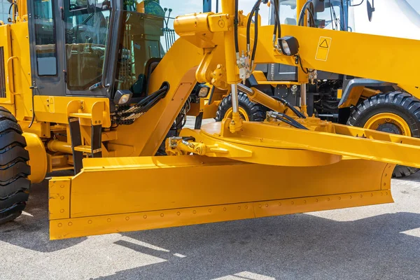 Construction Machine Grader Cleaning Leveling Blade — Stock Photo, Image