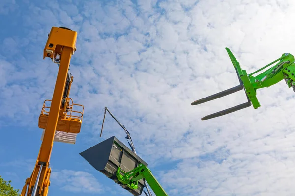 Forklift Bucket Platform Construction Machines Sky — Stock Photo, Image