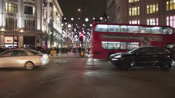 London Листопада 2013 Winter Night Traffic Christmas Decoration Oxford Circus — стокове відео