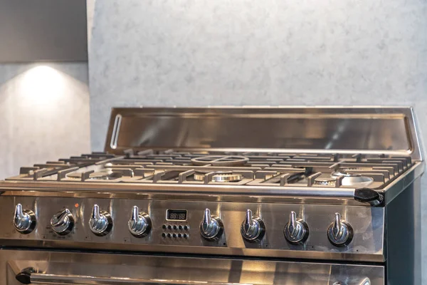 Grande Cuisinière Gaz Avec Beaucoup Plaques — Photo