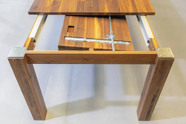 オープンダイニングテーブル構造拡大面部品 — ストック写真