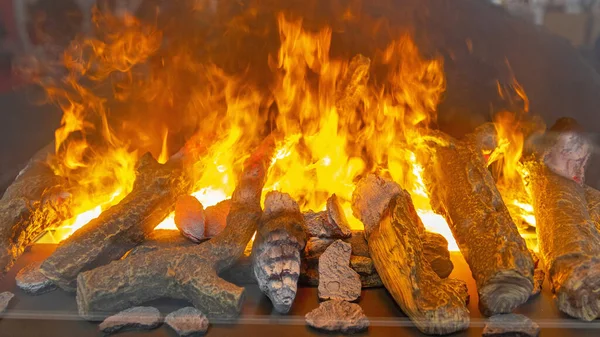 Feuerrauch Wirkt Sich Auf Künstliche Holzscheite Kamin Aus — Stockfoto