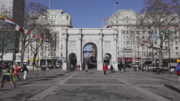 London Großbritannien Januar 2013 Nur Wenige Menschen Beim Marble Arch — Stockvideo