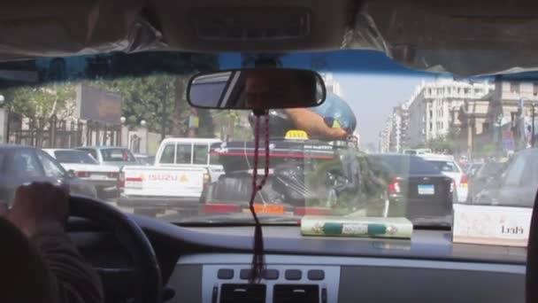 Cairo Egitto Marzo 2010 Taxi Ride Car Drive Busy Streets — Video Stock