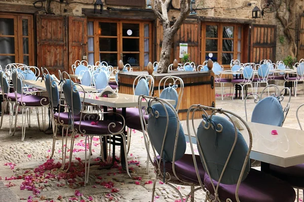Group Outdoor Restaurant Tables Byblos Jbeil Lebanon — Stock Photo, Image