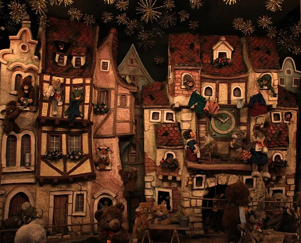 Bir ortaçağ villag hayvanların temsil eden kaprisli bir Noel dekorasyonu.