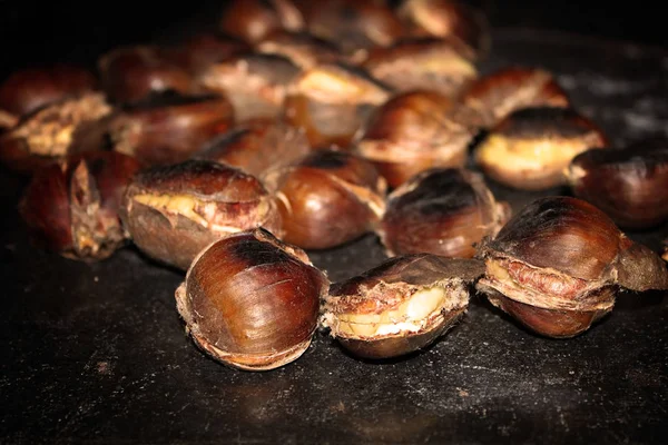 Castañas Asadas Encima Una Estufa Libanesa Tradicional Llamada Sobia — Foto de Stock