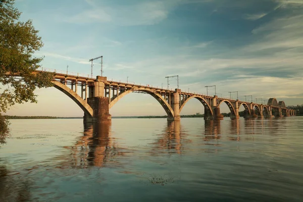 Pont Ferroviaire Merefa Kherson Sur Fleuve Dniepr Dnepropetrovsk Ukraine Paysage — Photo