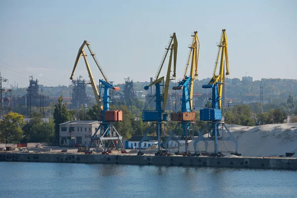 Cargo port — Stock Photo, Image