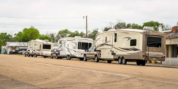 Crook Colorado Usa Května 2018 Sloupec Rekreační Vozidla Hlavní Ulici — Stock fotografie