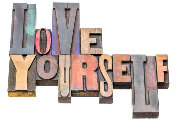 Love Yourself Vereinzelte Wortabstraktion Vintage Buchdruck Holzart Gemischte Schriften — Stockfoto