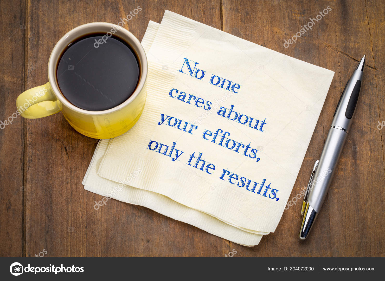 Nadie Importan Tus Esfuerzos Solo Los Resultados Escribir Mano Una — Foto  de stock #204072000 © PixelsAway, image size:1600x1167