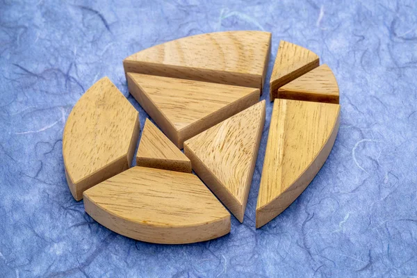 Version Von Tangram Altem Chinesischen Puzzle Holzteile Auf Blauem Maulbeerpapier — Stockfoto