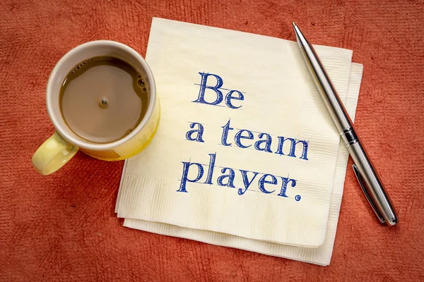 Een Teamplayer Advies Handschrift Een Servet Met Een Kopje Koffie — Stockfoto
