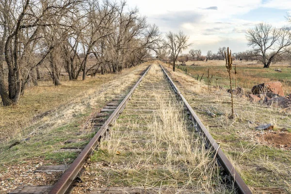 Abandoned railroad tracks in Colorado prairie — Stock Photo, Image