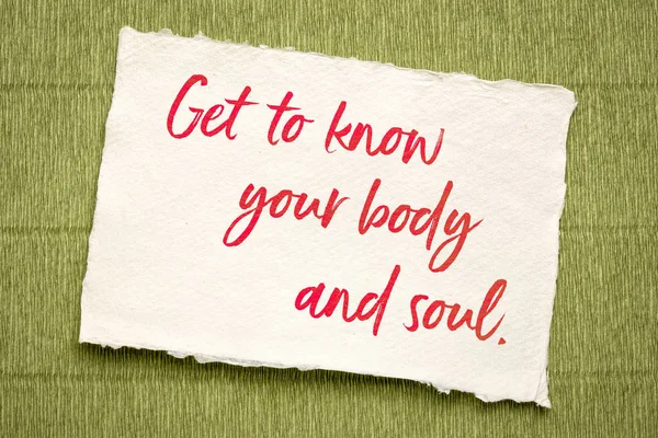 Дізнайся своє тіло і душу — стокове фото