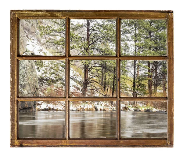 Cañón del río de montaña - vista a la ventana —  Fotos de Stock