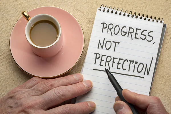 Fortschritt statt Perfektionismus — Stockfoto