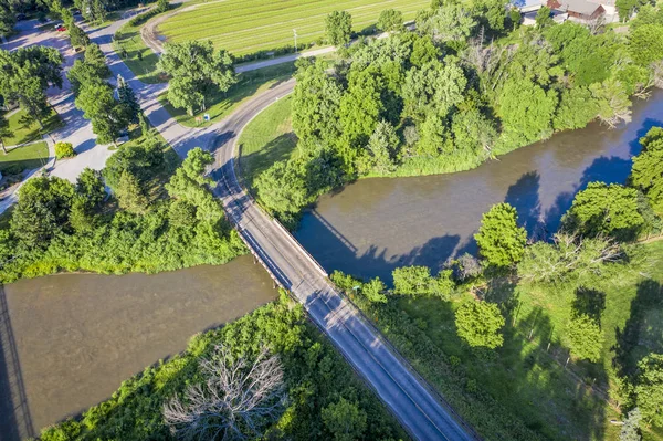 Ponte sul fiume in Nebraska Sandhills vista aerea — Foto Stock