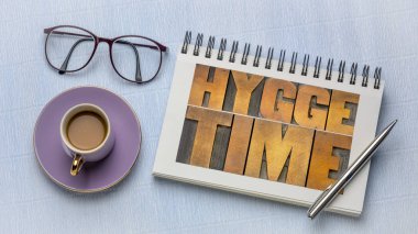 ahşap tipinde hygge zamanı