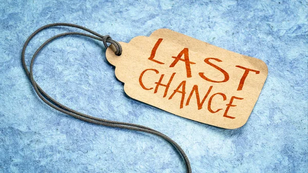 Last chance - paper price tag with a twine — Stock Photo, Image