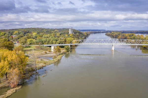 Puente de Brownville sobre el río Missouri — Foto de Stock