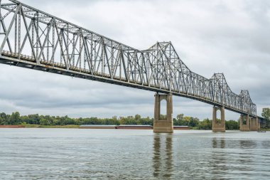 Kahire Ohio Nehri Köprüsü