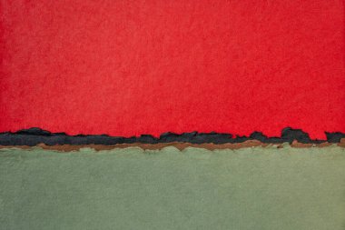 Pastel tonlarda kırmızı ve yeşil manzara - geri dönüşümlü pamuktan üretilen renkli el yapımı Hint kağıtları koleksiyonu