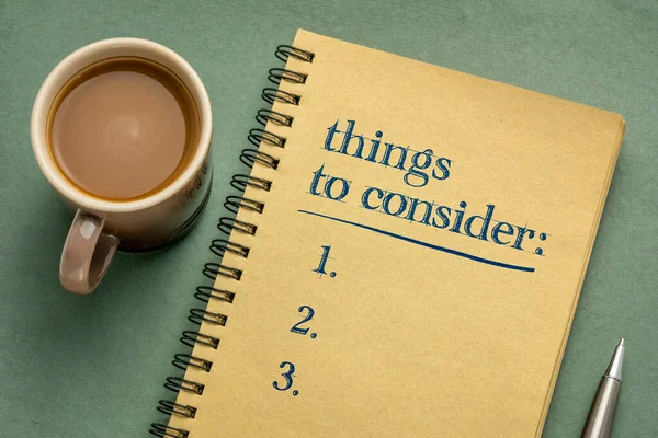 Cosas Considerar Lista Escritura Mano Cuaderno Con Una Taza Café — Foto de Stock