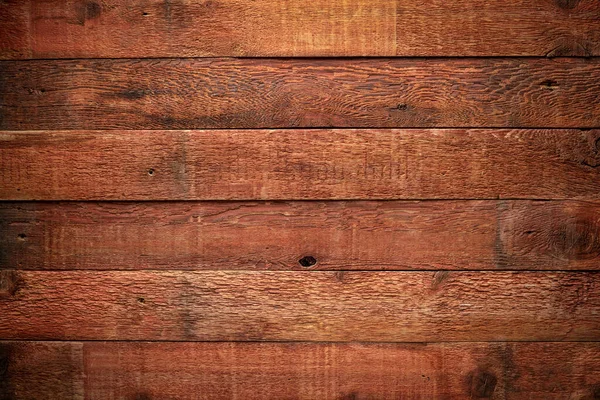 素朴な木製の背景 強い穀物 鋸のパターンとノットと風化した松の赤塗装木材の板 — ストック写真