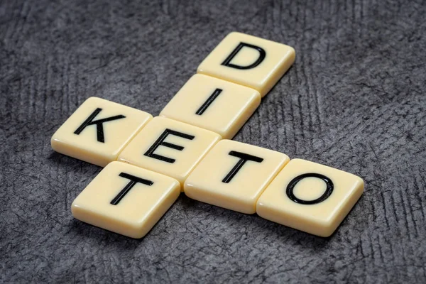 Concepto Dieta Keto Crucigrama Letras Marfil Contra Papel Texturizado Dieta —  Fotos de Stock