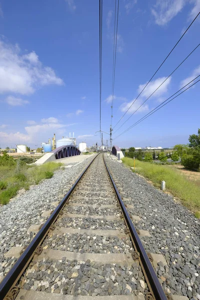 Vías Férreas Cerca Una Zona Industrial Provincia Tarragona Cataluña España —  Fotos de Stock