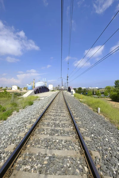 Vías Férreas Cerca Una Zona Industrial Provincia Tarragona Cataluña España —  Fotos de Stock