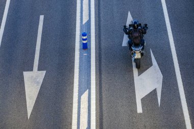 Barcelona, İspanya - 12 Haziran 2018: Barselona şehrinin için ana erişen Ciudad Meridiana yollar C-58, C-17 ve C-33 yerleştirildiği bölgede biridir. Yoğun olmayan saatleri içinde trafik genellikle oldukça değişkendir.