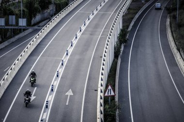 Barcelona, İspanya - 12 Haziran 2018: Barselona şehrinin için ana erişen Ciudad Meridiana yollar C-58, C-17 ve C-33 yerleştirildiği bölgede biridir. Yoğun olmayan saatleri içinde trafik genellikle oldukça değişkendir.