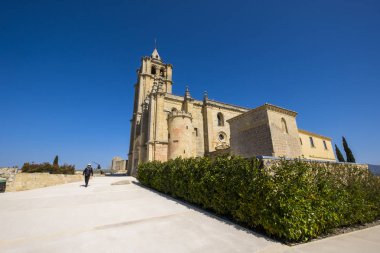 Alcala la Real, Endülüs, İspanya, 17 Mart 2017: Abbot Belediye Başkanı kilise Alcala la gerçek Andalusia Güney İspanya'da La Mota Kalesi