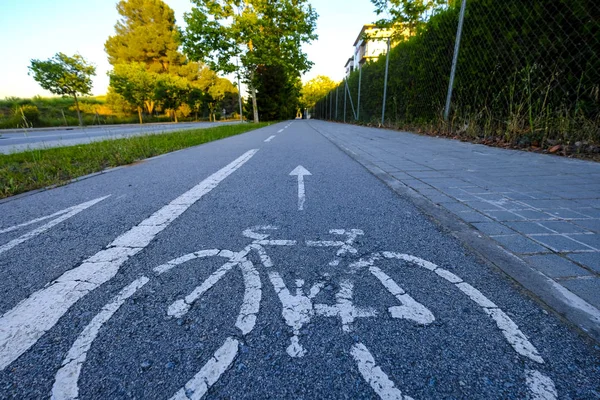 Специальная Велосипедная Дорожка Рядом Городским Парком Городе Сан Кугат Дель — стоковое фото