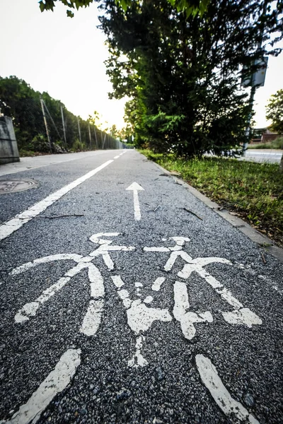 Spezielle Radweg Neben Einem Städtischen Park Der Stadt Sant Cugat — Stockfoto