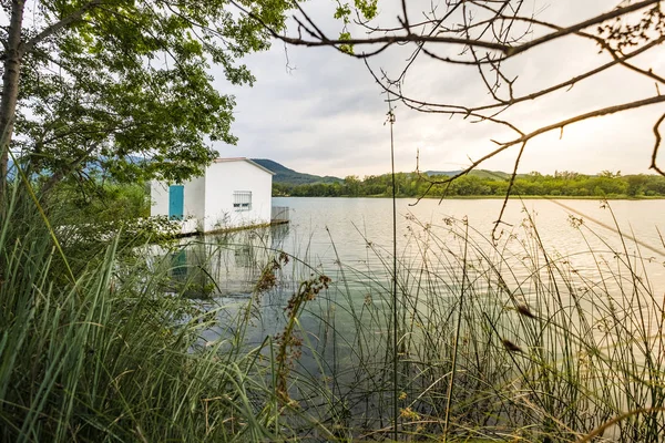 Paisagem Lago Banolas Banyoles Língua Catalã Província Gerona Comunidade Autónoma — Fotografia de Stock