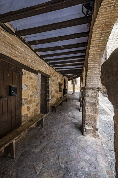 Typisk Arkitektur Den Medeltida Byn Alquezar Provinsen Huesca Aragonien Spanien — Stockfoto