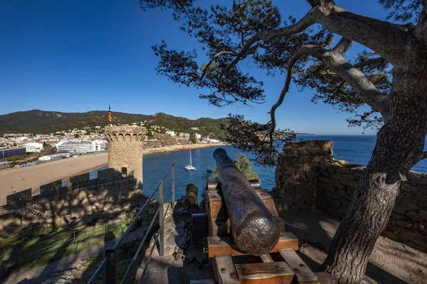 Tossa de Mar en la Costa Brava en Cataluña España Fotos De Stock Sin Royalties Gratis