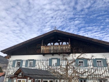 geleneksel çiftlik evi