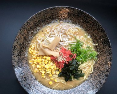 Japon ramen çorbası
