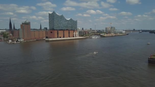 Aussichtsreiche Aussicht über den Hamburger Hafen — Stockvideo